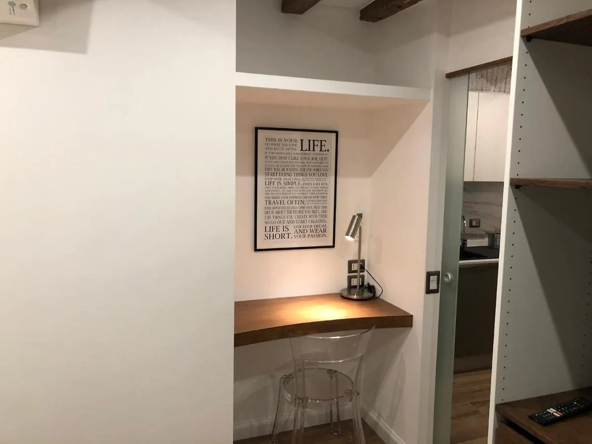 Daire Elegant Suite In Milan Center İtalya